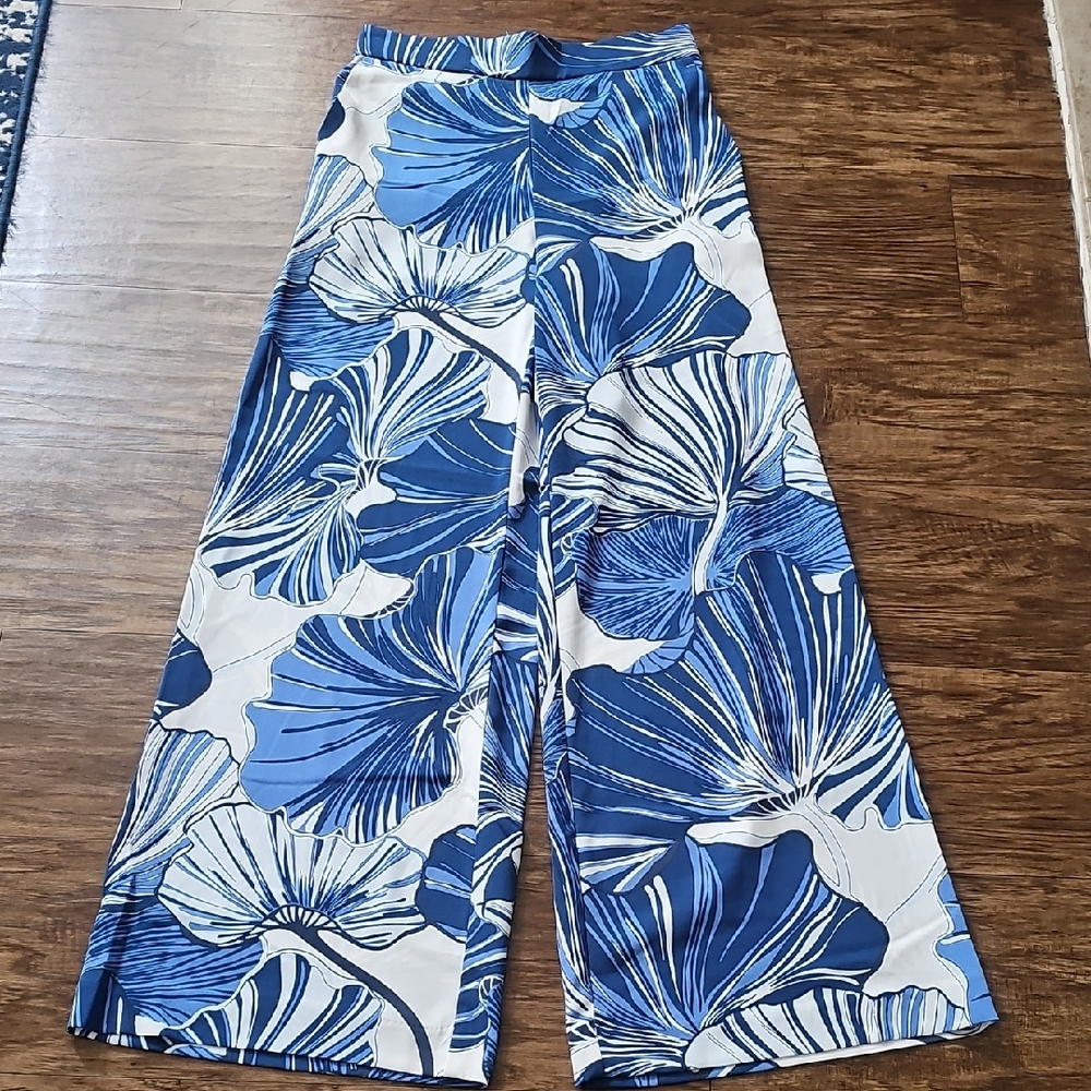 Ann Taylor Factory Blue and White Floral Wide Leg Pants